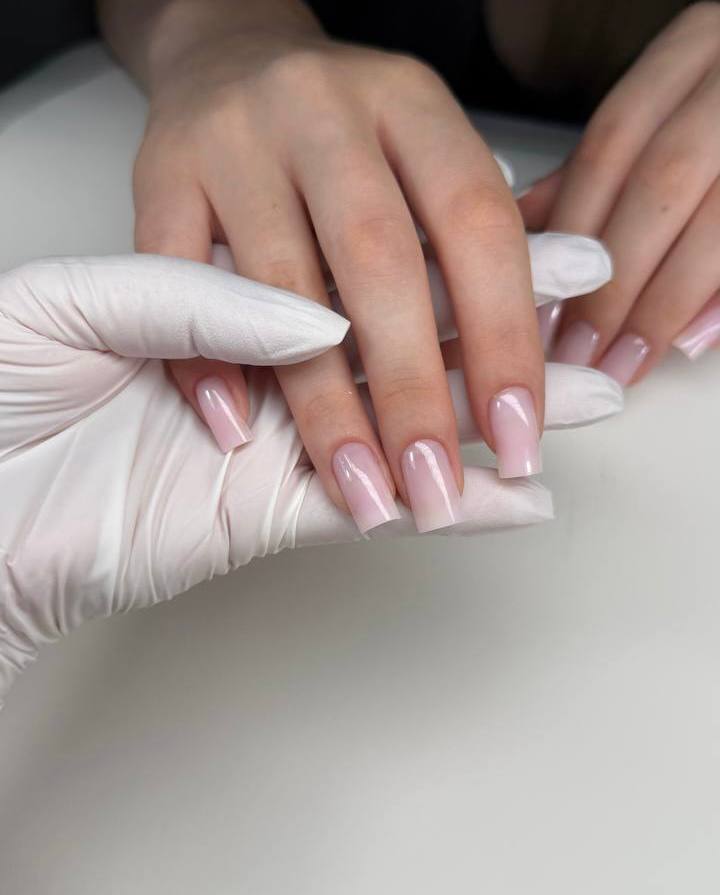 Молочно-розовый маникюр NailInna beauty